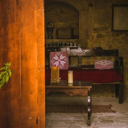 The Royal Stonehouse : Sophia Villa Vasiliki  ภายนอก รูปภาพ