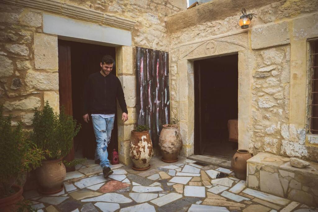 The Royal Stonehouse : Sophia Villa Vasiliki  ภายนอก รูปภาพ