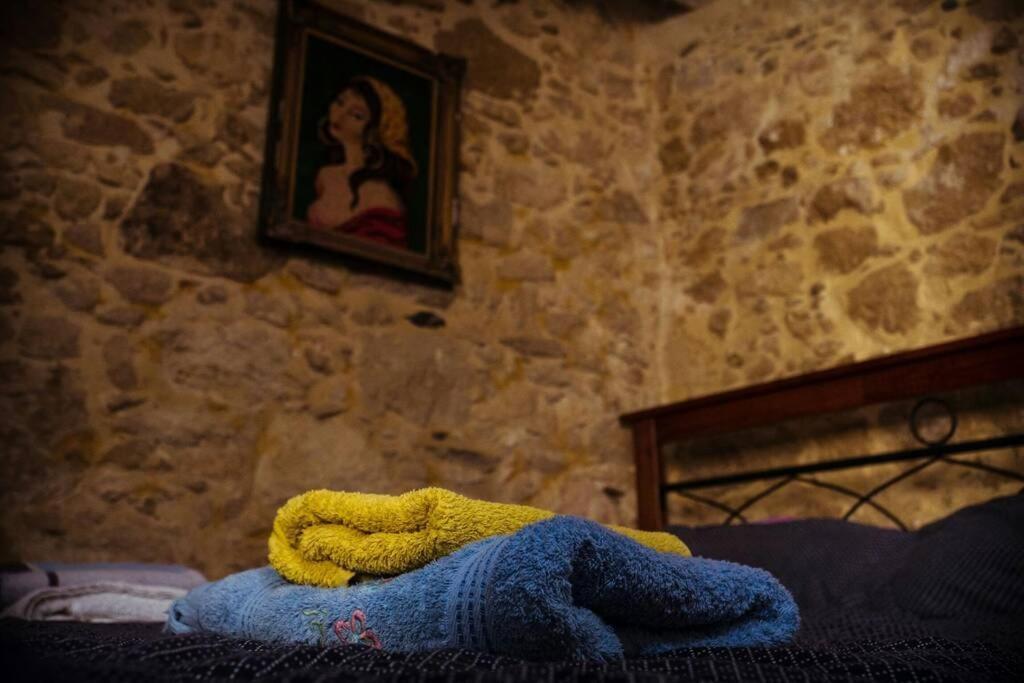 The Royal Stonehouse : Sophia Villa Vasiliki  ภายนอก รูปภาพ