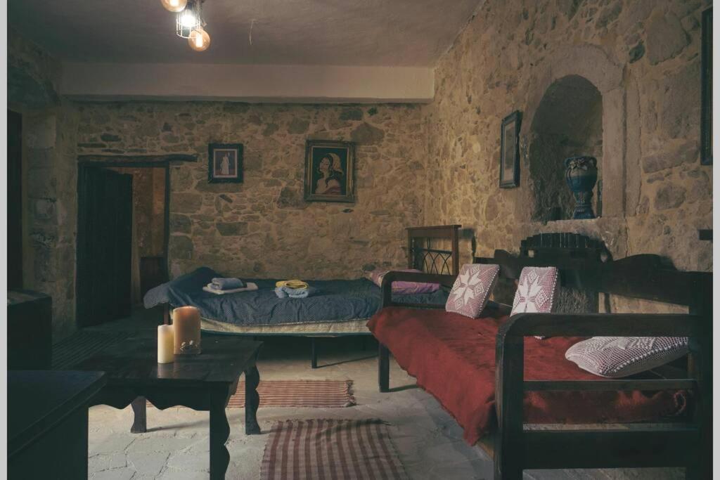 The Royal Stonehouse : Sophia Villa Vasiliki  ภายนอก รูปภาพ